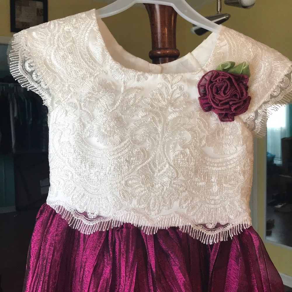 Dress - Picture 2 of 4